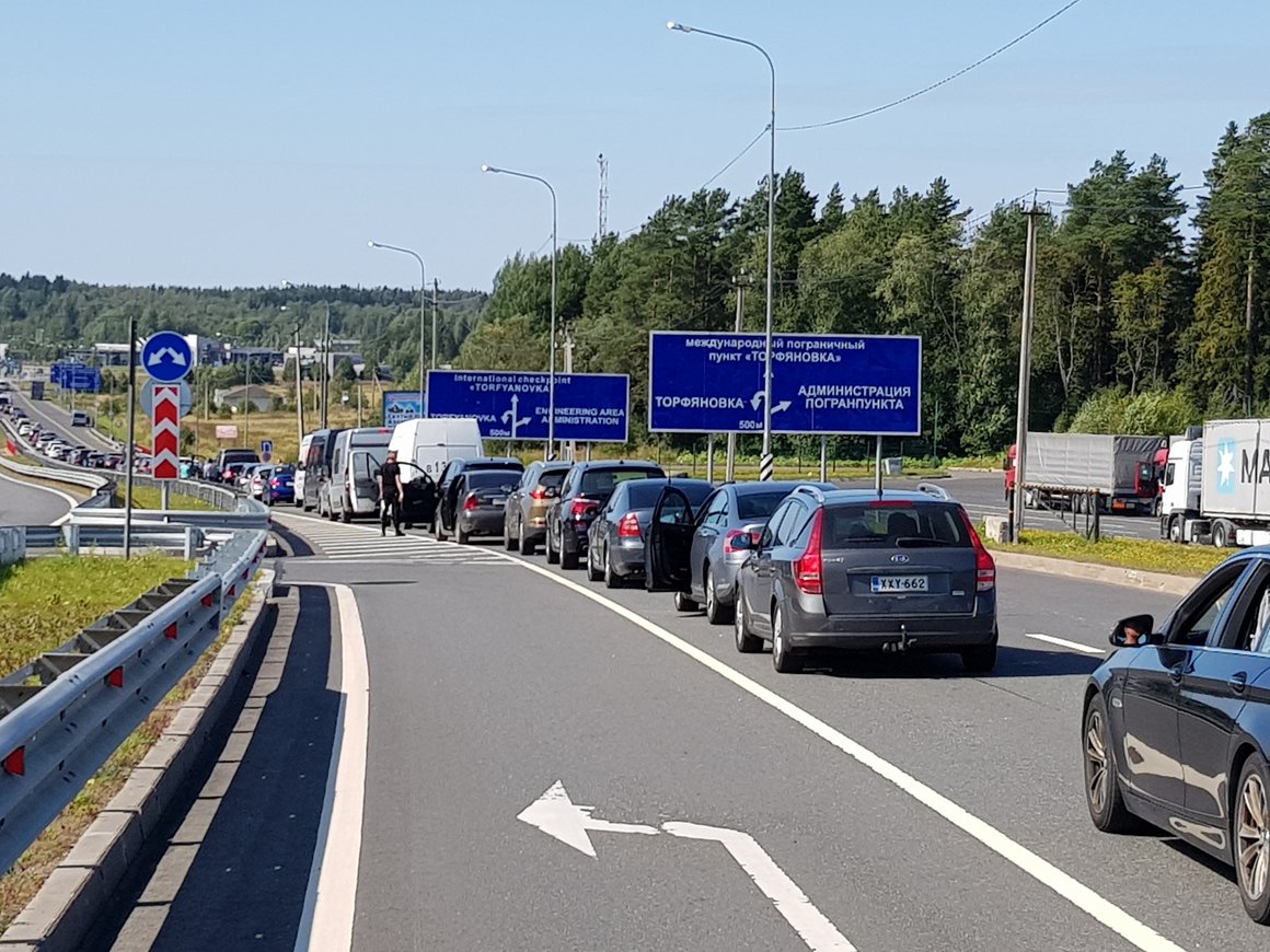 Финляндия собирается запретить въезд российским автомобилям — СМИ