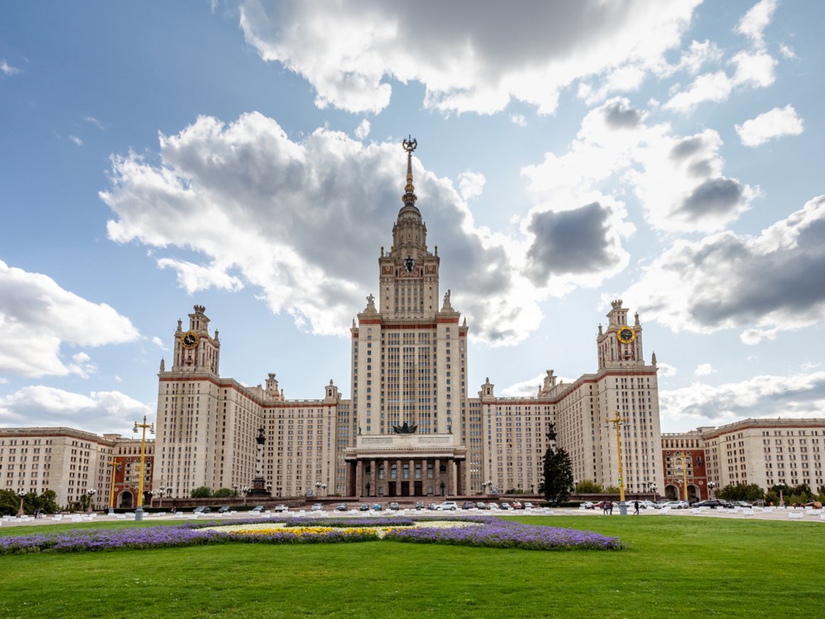 Студентов МГУ обяжут пройти курсы по искусственному интеллекту