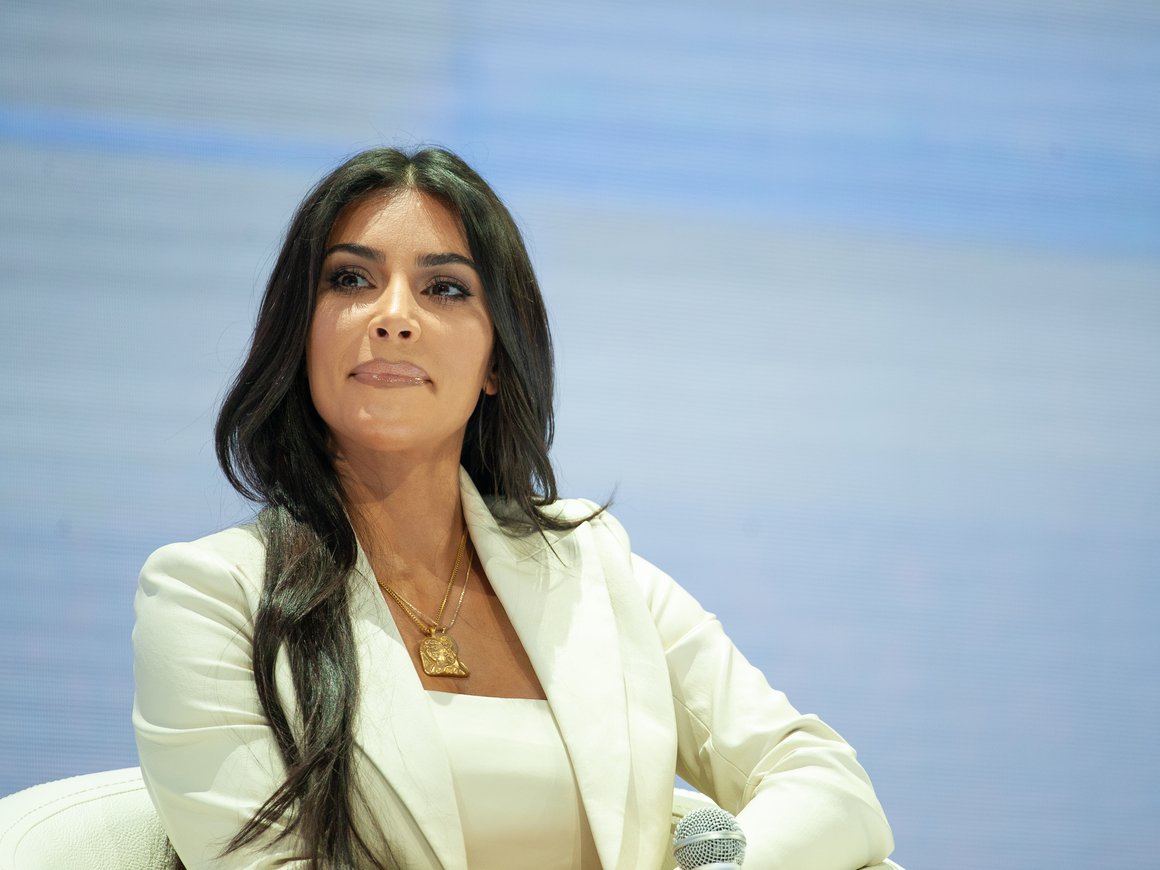 Ким Кардашьян запустила частную инвестиционную компанию SKKY Partners