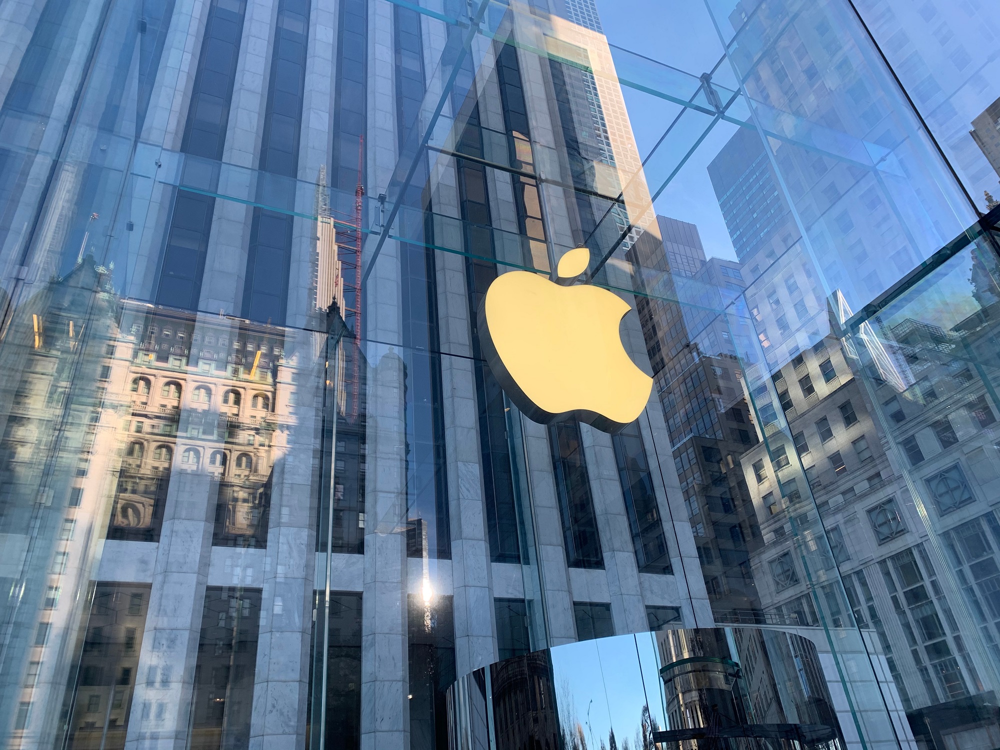 ФАС выдала Apple предупреждение за злоупотребление доминирующим положением на рынке приложений для iOS
