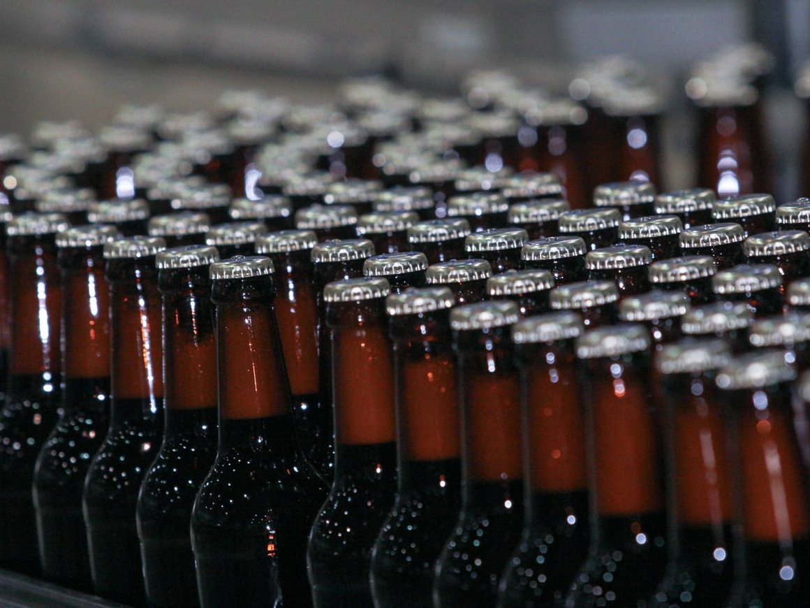 «Ведомости» узнали о планах Carlsberg продать заводы «Балтики» до конца 2024 года