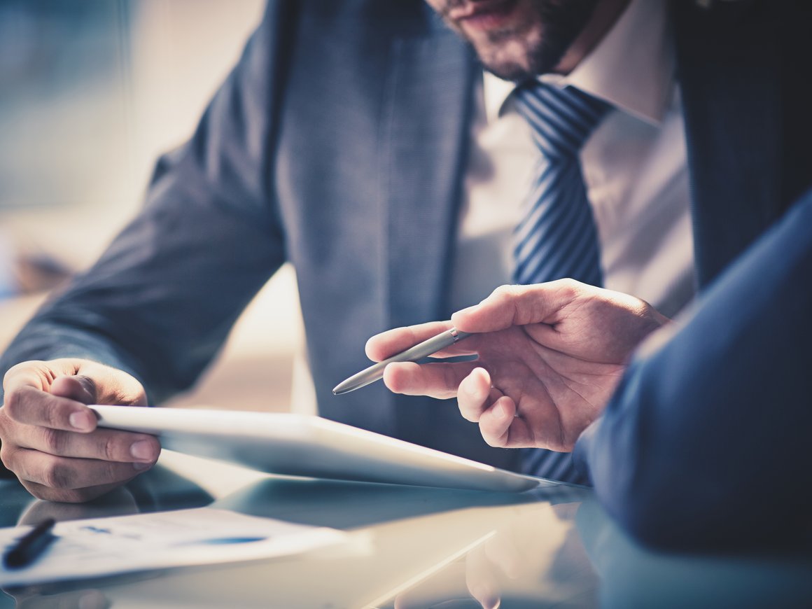 Российских предпринимателей освободили от проверок надзорных органов в нерабочие дни