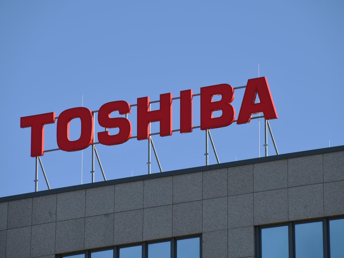 В Toshiba намерены сменить директоров