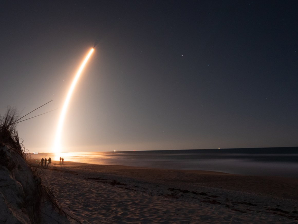 SpaceX Илона Маска анонсировала запуск 34-ой группы спутников Starlink