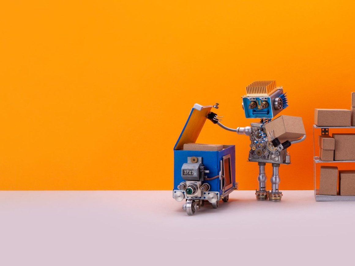 Стеллажи, конвейер и роботы: как автоматизация изменит склады будущего