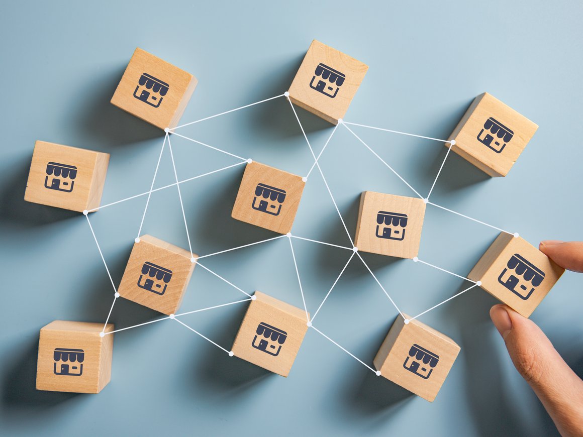 Ozon оказался самой популярной франшизой в России — Forbes