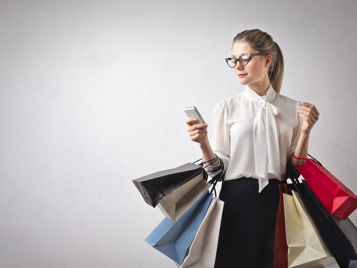 «Электронная почта слишком загромождена»: почему онлайн-бренды переходят на SMS-рассылки