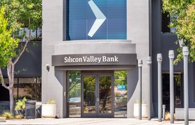 Руководство связанного с SVB инвестбанка выкупит бизнес за $55 млн