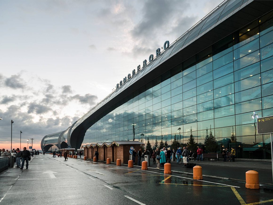 Суд оставил в силе запрет на выезд из России бенефициарам Домодедово