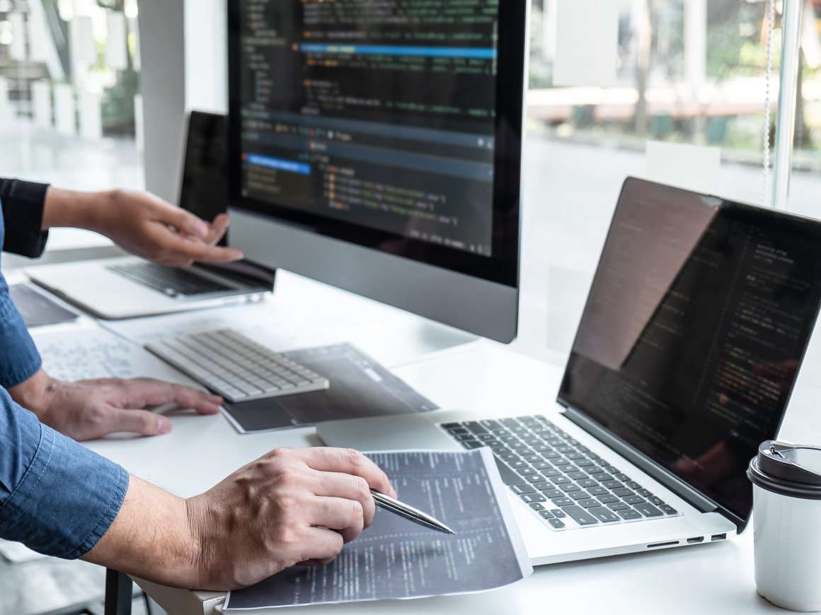 Почему необходимо обучать разработчиков и как правильно это делать?