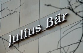 Швейцарский банк Julius Baer начал уведомлять живущих в РФ клиентов о закрытии счетов
