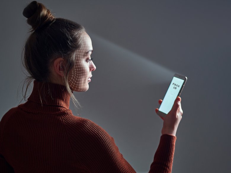 Покупки одним взглядом и новые деньги: какими будут платежи через несколько лет