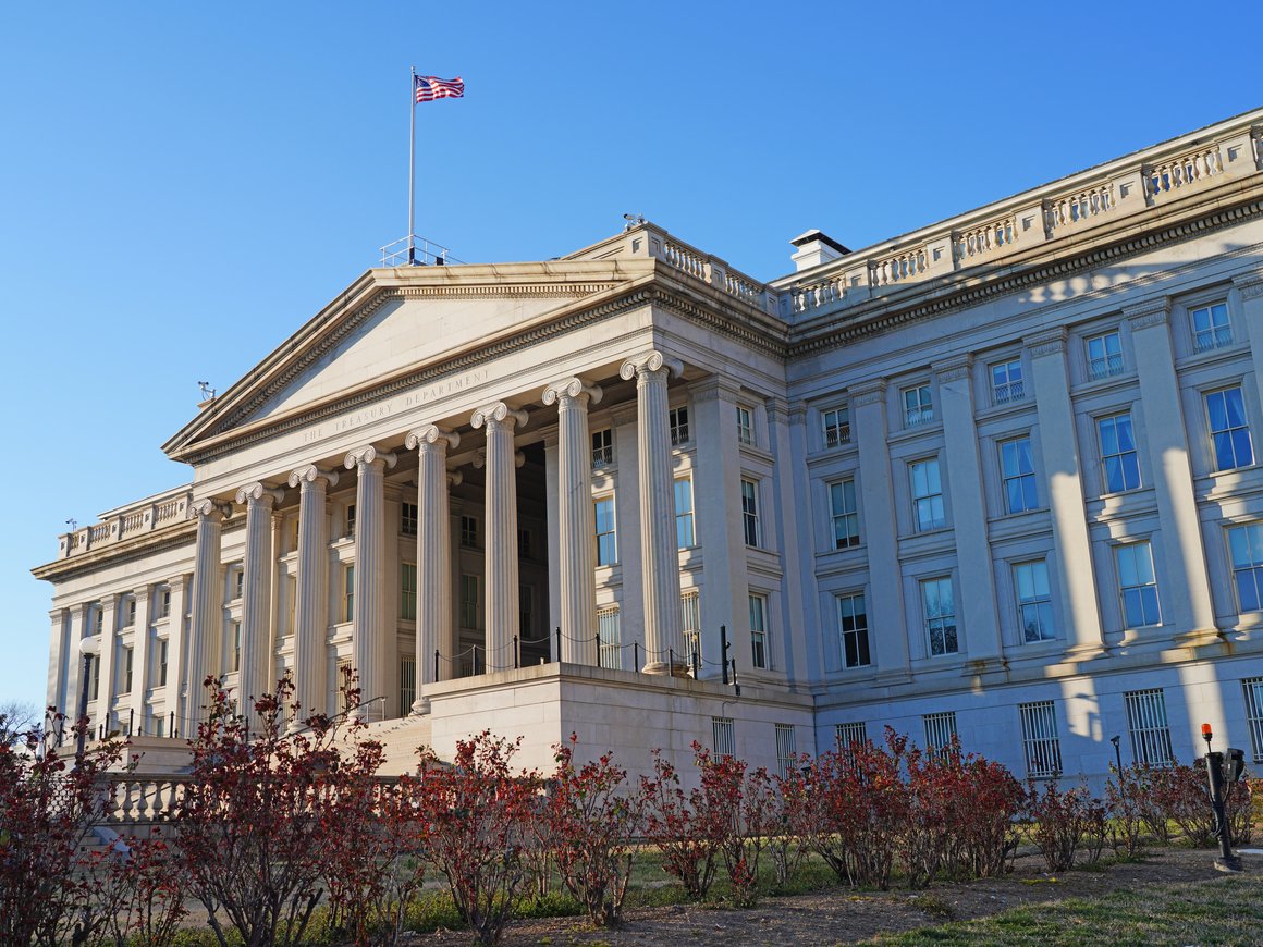 США запретили России обслуживать госдолг со счетов в американских банках