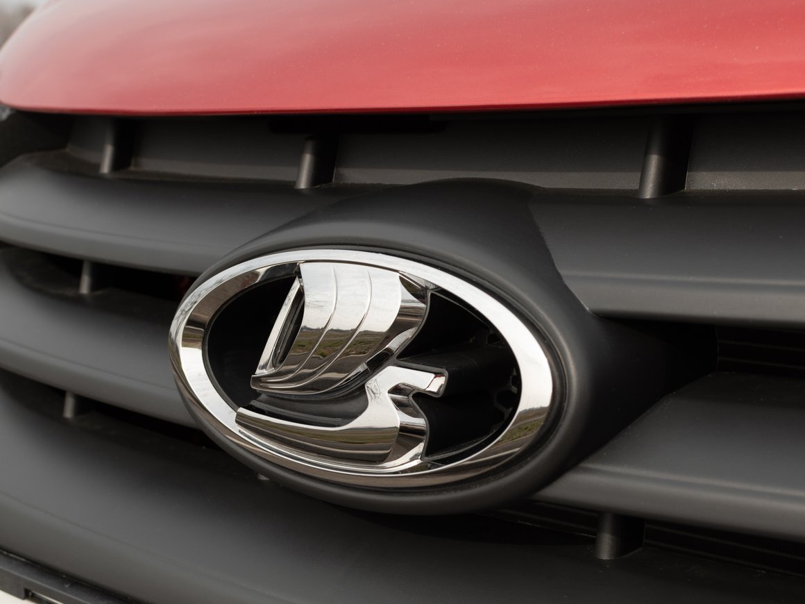 «АвтоВАЗ» получил патент на дизайн нового «универсала» Lada