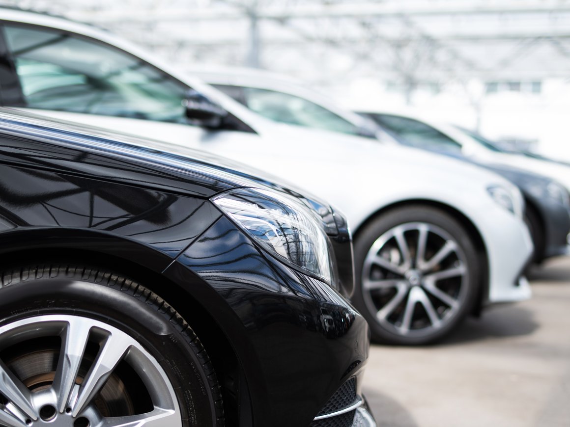 Группа «Ключавто» купит 100% акций автодилера «Рольф»