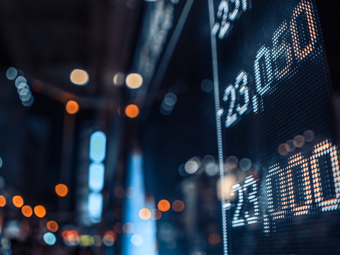 Фондовые рынки России и США упали из-за опасений по росту экономики