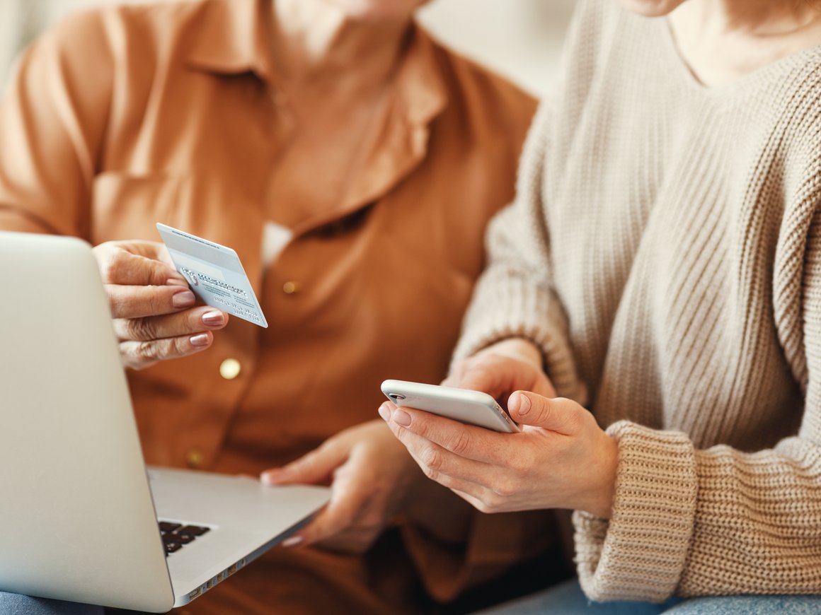 Комиссии за переводы юрлиц физлицам планируют ограничить