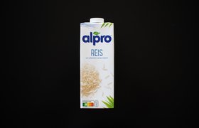 Напитки Alpro бывшей Danone поступят на прилавки под новым названием Planto