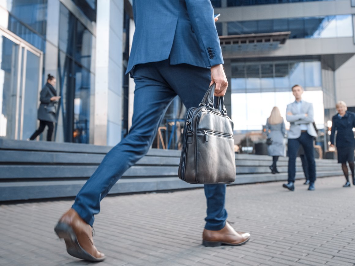 Штраф за отсутствие ОСАГО, Kyocera возобновил поставки в Россию: главное 8 декабря