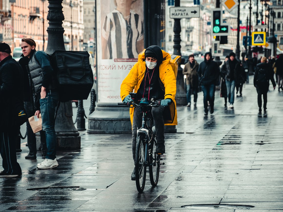 Сервисы «Яндекса» продлевают действие фонда финансовой поддержки водителей и курьеров