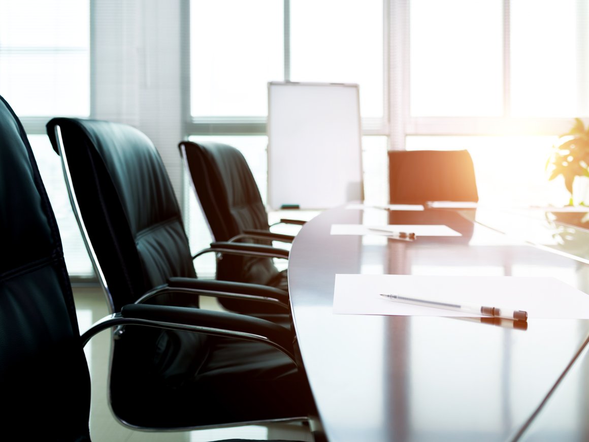 Минцифры призвало не наказывать глав российских офисов иностранных компаний, покинувших РФ