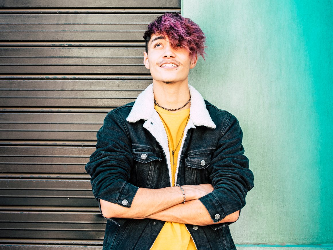 Фриланс или офис: что выбрать дизайнеру, чтобы прокачать навыки и не выгореть