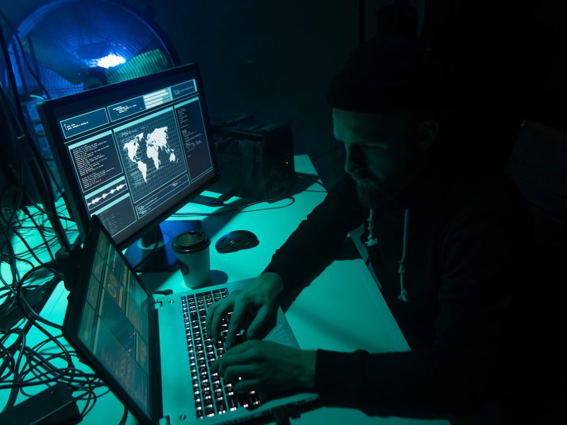 Крупнейшая DDoS-атака в августе затронула дюжину российских банков