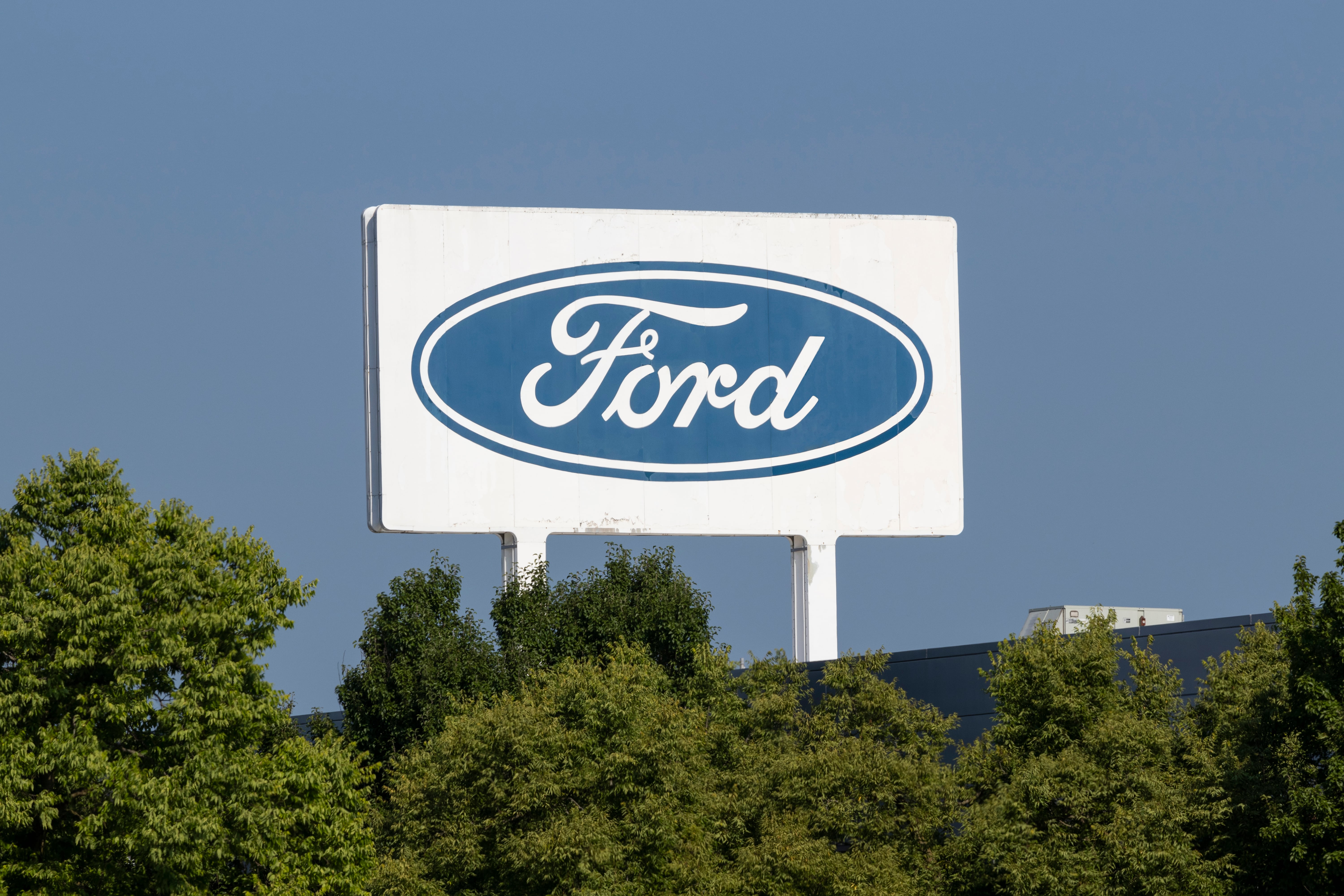 Ford сократит 4000 рабочих мест в Германии и Великобритании
