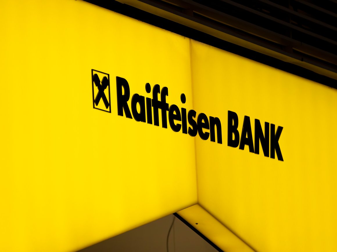 Raiffeisen Bank начал обсуждать обмен активами со Сбербанком — Falter