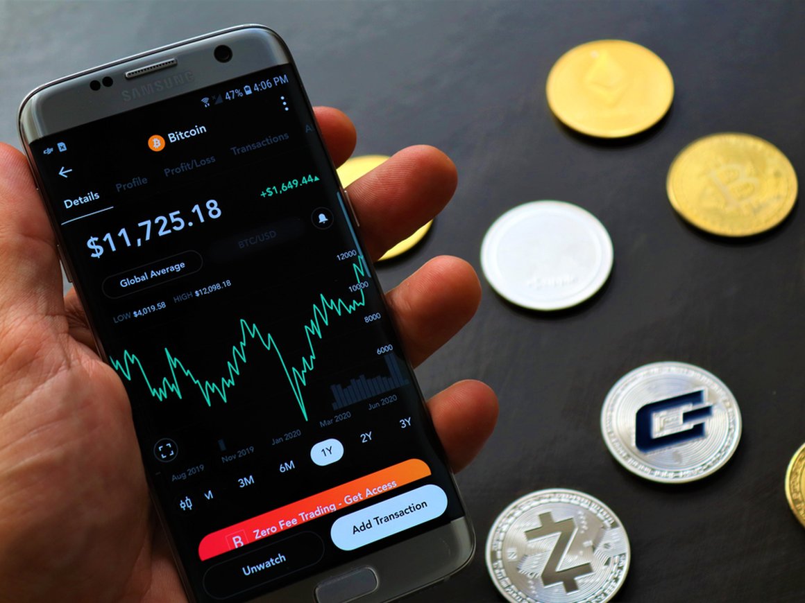 «Рассматривают инвестиции как развлечение»: Великобритания заплатит за антипропаганду криптовалют