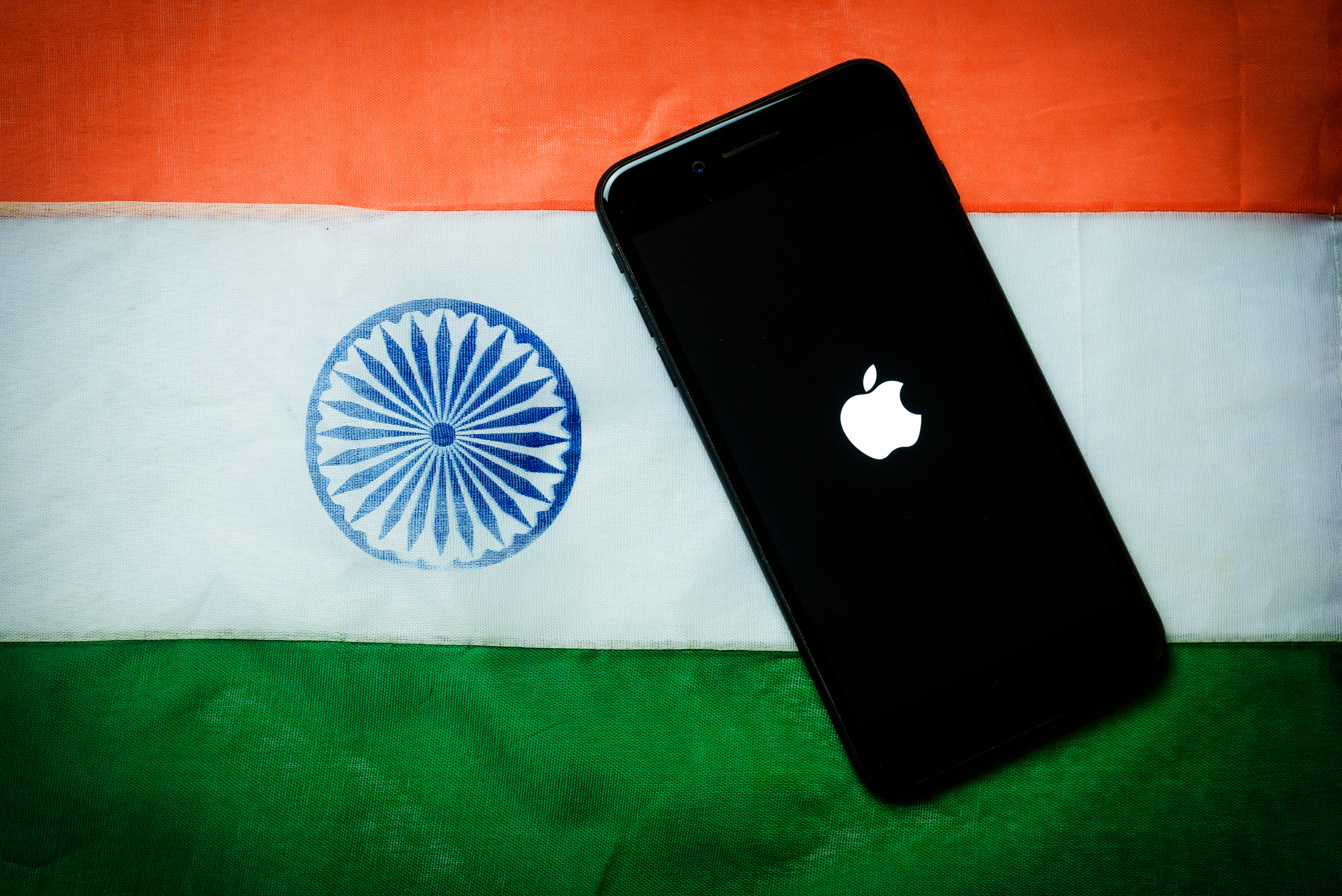 Производитель айфона. Apple Индия. Iphone indian. Маде ин Таджикистан. Сбор айфона.