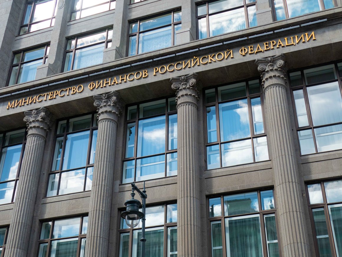 Власти рассмотрят возможность принудительного выкупа акций у резидентов «недружественных» стран