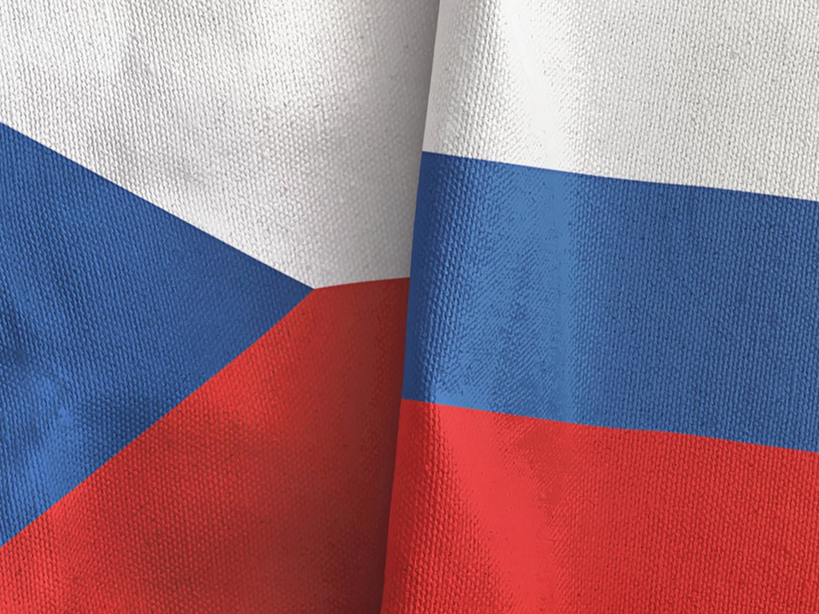 Чехия запретит с 25 октября въезд в страну россиянам с туристическими визами