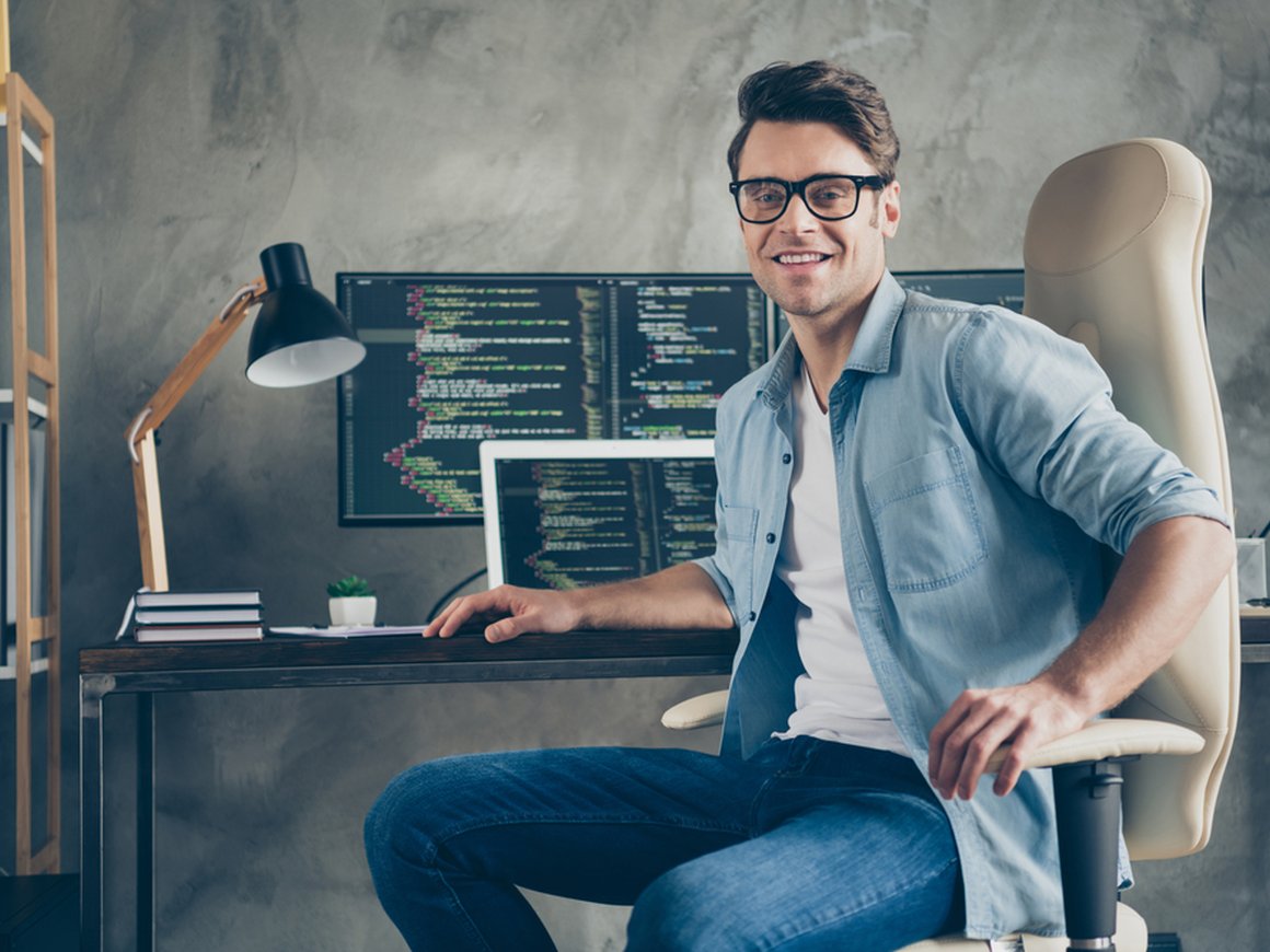 Спрос на IT-специалистов значительно вырос несмотря на сезонность – исследование