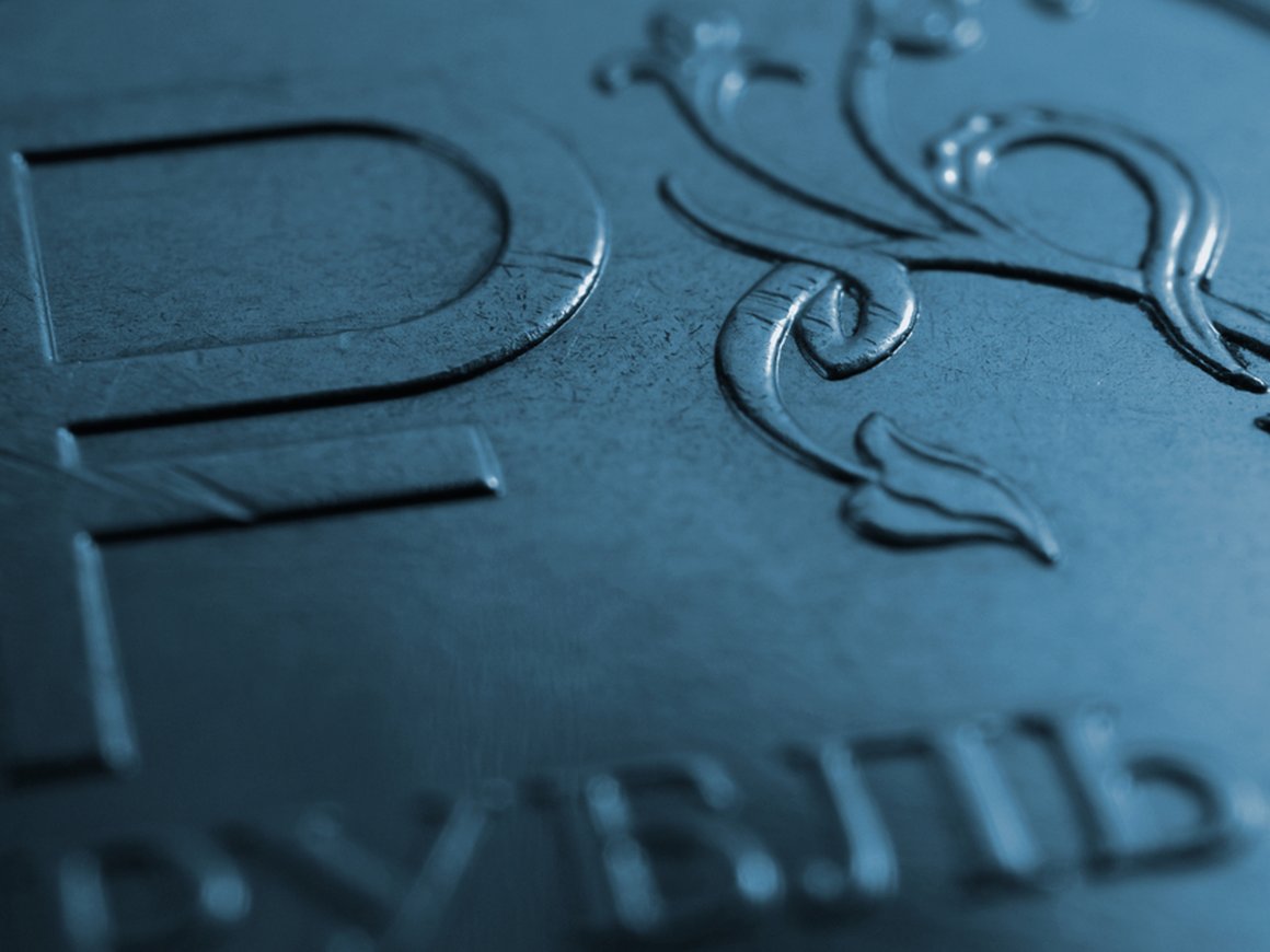 Курсы доллара и евро преодолели психологические отметки в 80 и 90 рублей