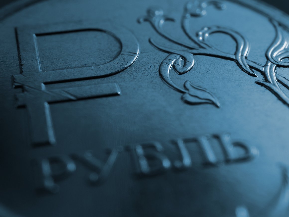 Переводы между своими счетами в пределах 30 млн рублей в месяц станут бесплатными в мае 2024 года