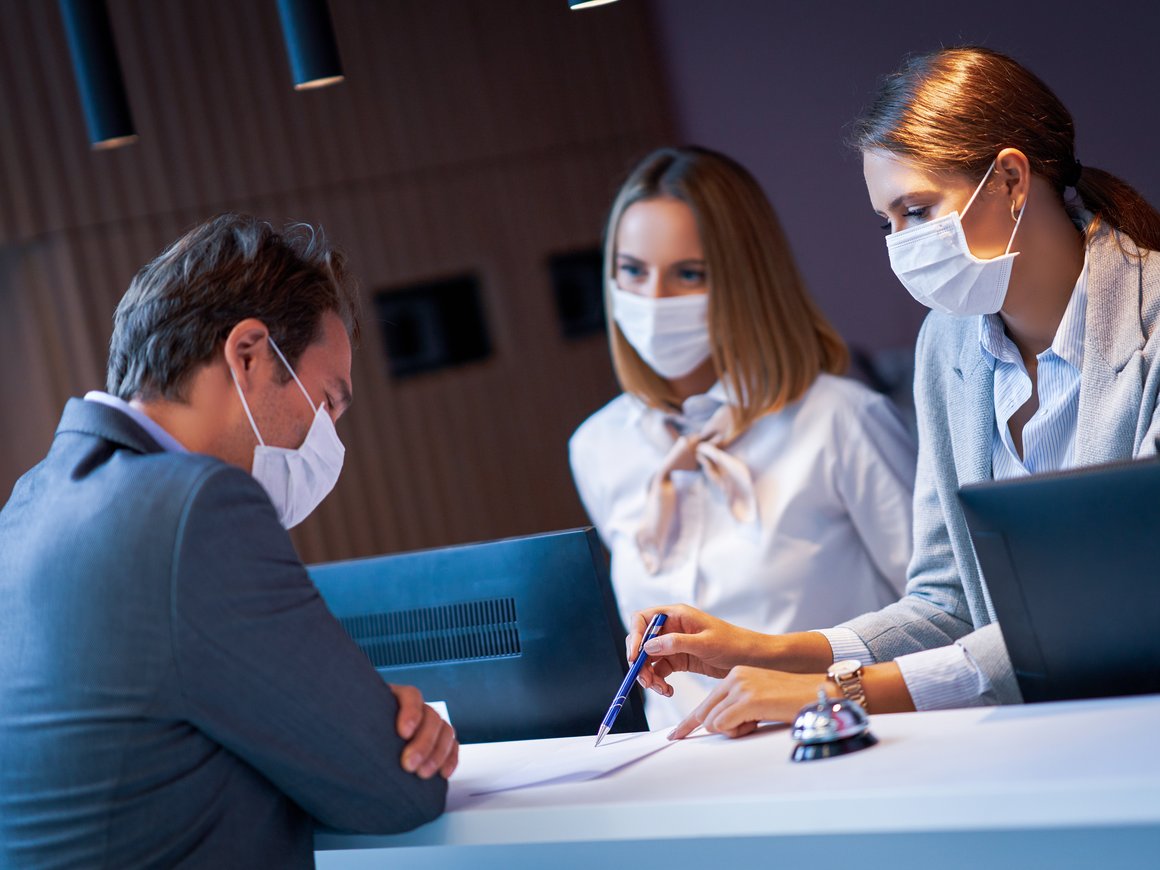 Baring Vostok стал совладельцем сервиса по бронированию туров Level.Travel