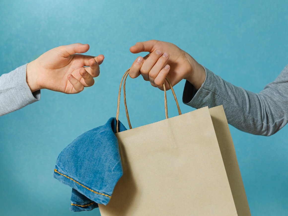 «Яндекс.Маркет» запустил продажи б/у одежды и обуви