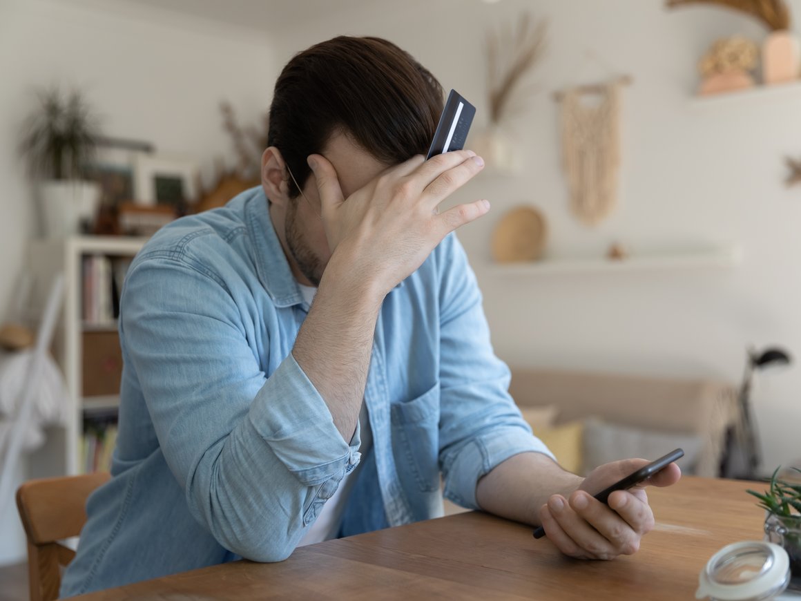 Как брендам распознать популярные схемы мошенничества в интернете и обезопасить себя и клиентов