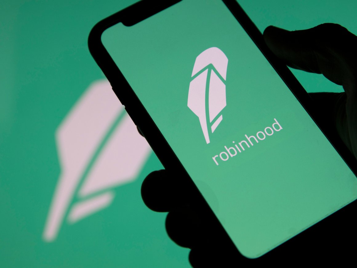 Криптобиржа FTX задумалась о покупке онлайн-брокера Robinhood — Bloomberg