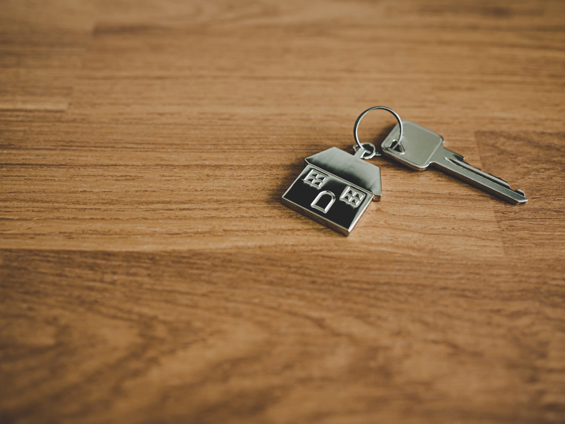 Как избежать рисков и не попасть к мошенникам при инвестировании в недвижимость