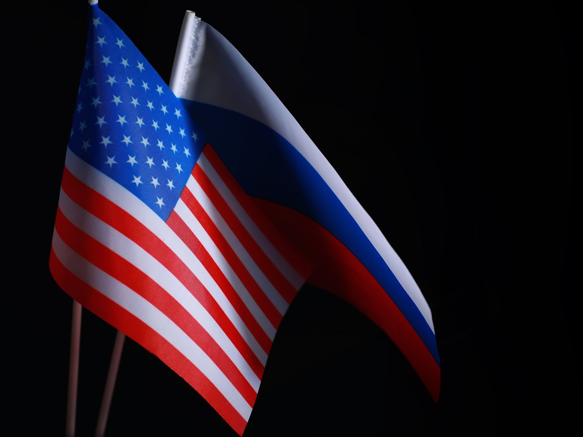 «Мегафон», структуры Усманова и бизнесмен Стрешинский попали под блокирующие санкции США