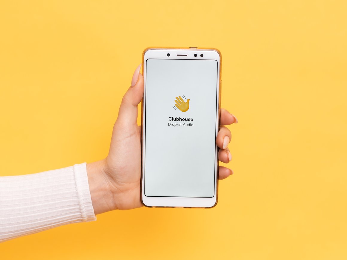 Clubhouse для брендов: как создать клуб и привлечь аудиторию