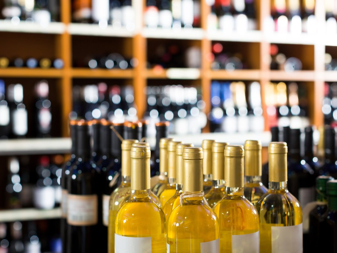 Минфин предложил установить минимальные розничные цены на пиво и тихие вина