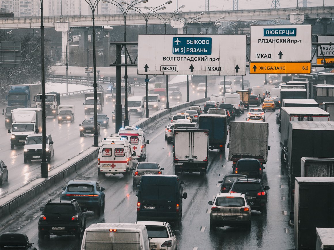 Беспилотные автомобили начнут тестировать на дорогах России в 2021 году