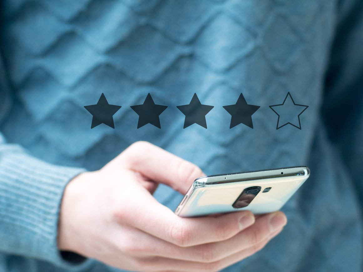 «Тинькофф» создал для бизнеса сервис автоматического ответа на отзывы