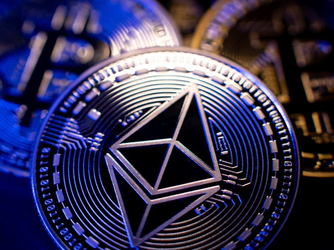 Каждый десятый россиянин владеет криптовалютой — исследование