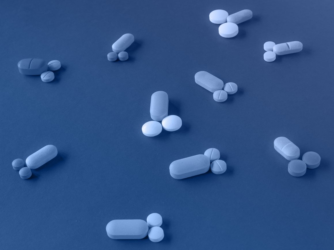 Россияне с начала 2023 года купили на 1,8 млрд рублей средств для потенции