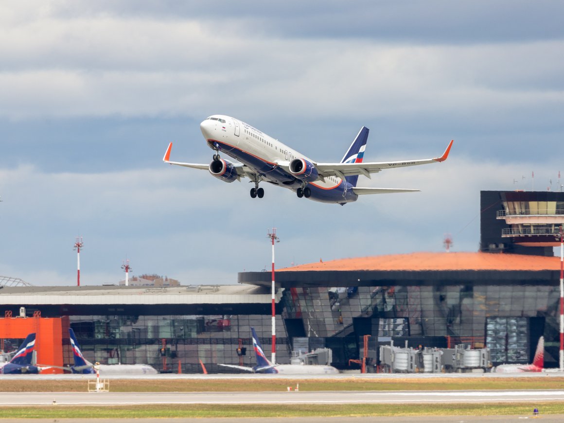 Бархатный сезон: где отдохнуть вдвоем за 50 тыс. рублей