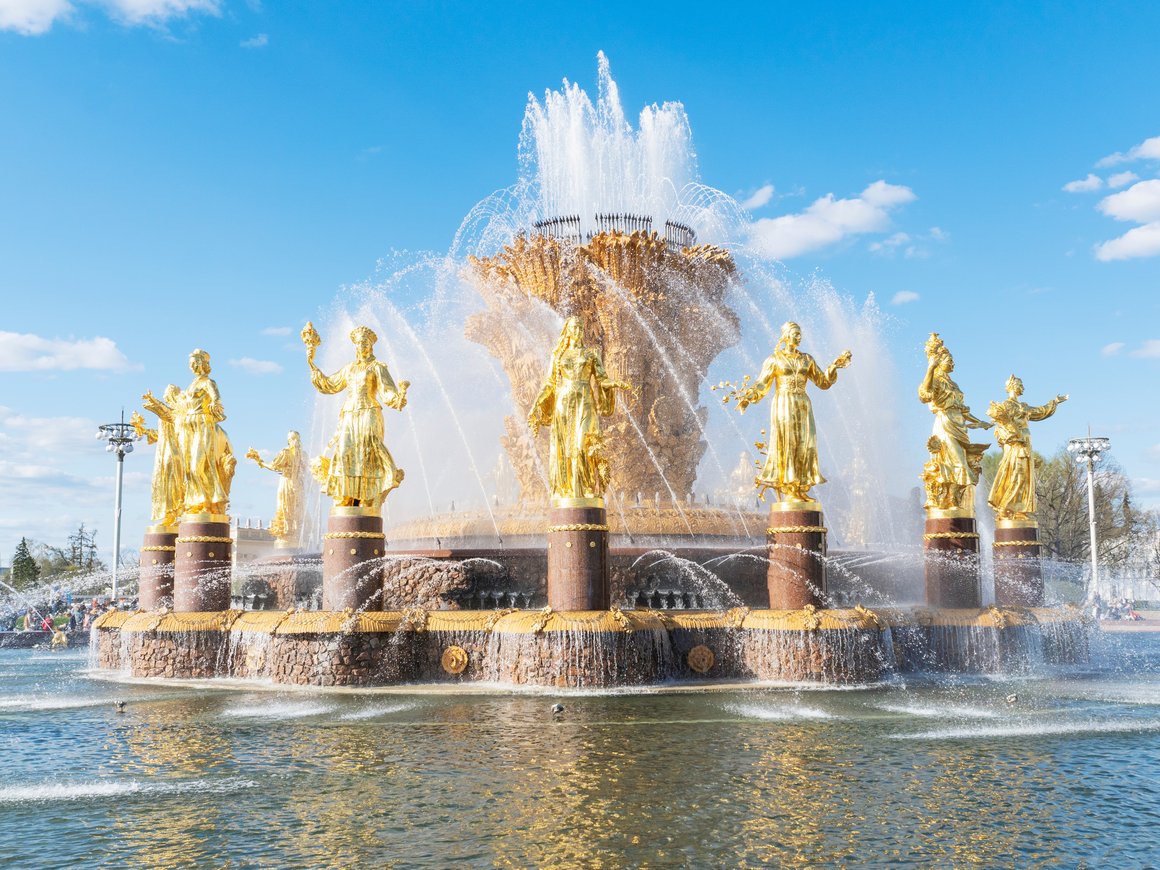 Спад экономики Москвы, чистка реестра IT-компаний: главное для бизнеса 15 августа